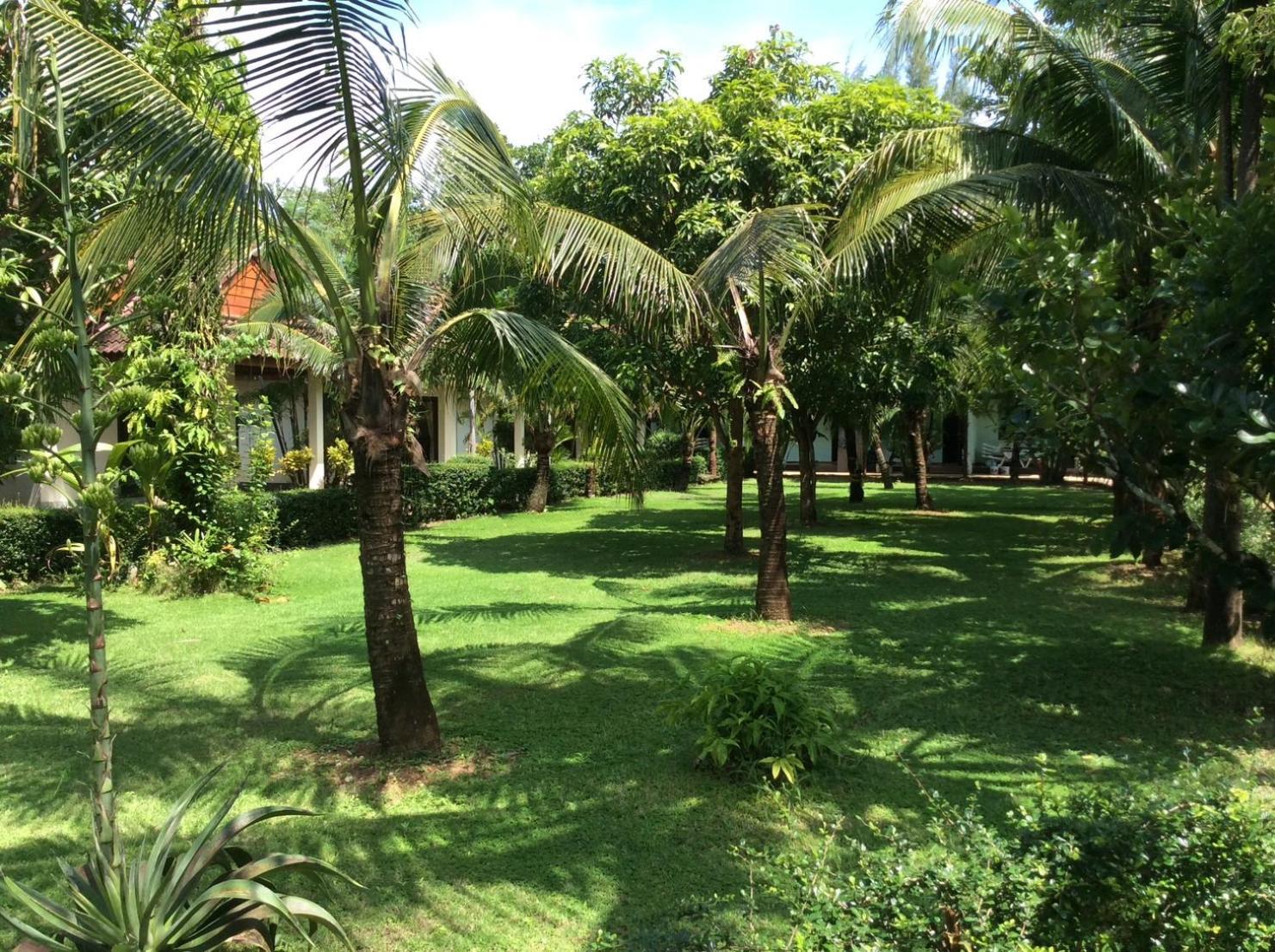 Cousin Resort Khao Lak Exterior photo