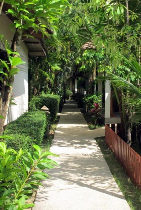 Cousin Resort Khao Lak Exterior photo